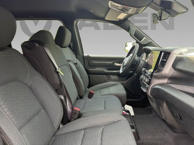 2026 RAM Ram 1500 RAM 1500 TRADESMAN CREW CAB 4X4 5'7' BOX