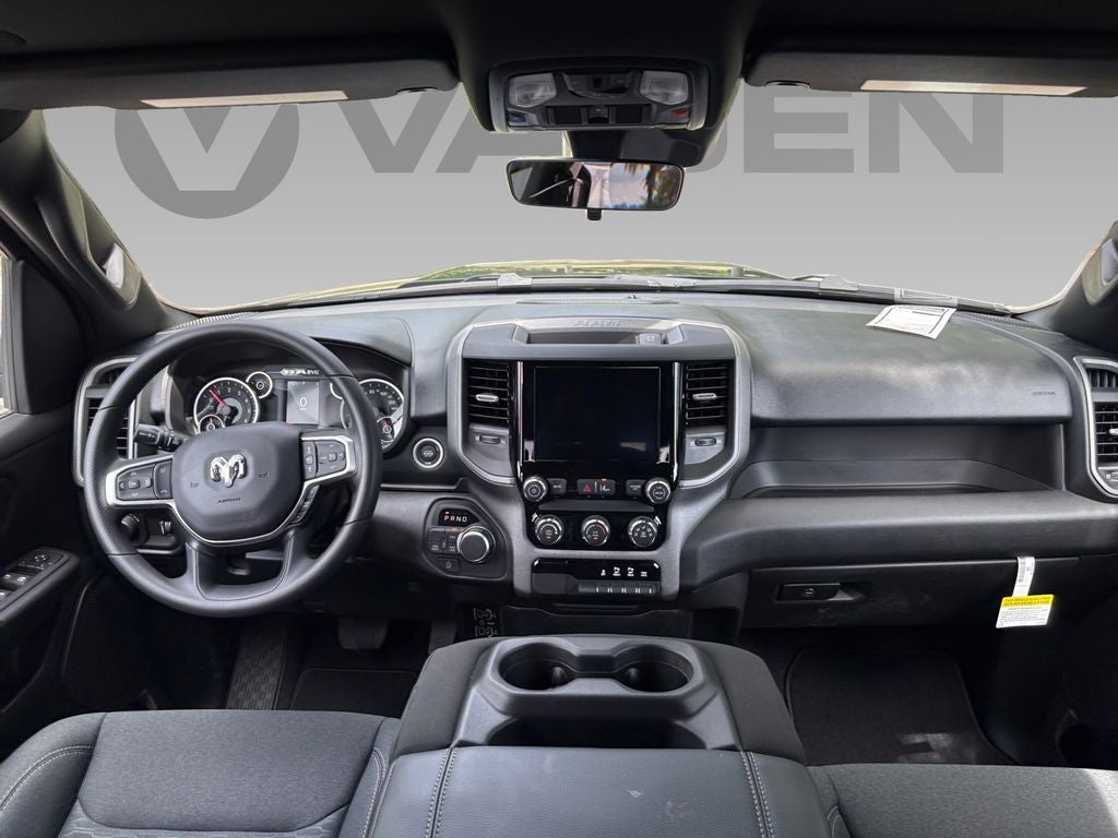 2026 RAM Ram 1500 RAM 1500 TRADESMAN CREW CAB 4X4 5'7' BOX
