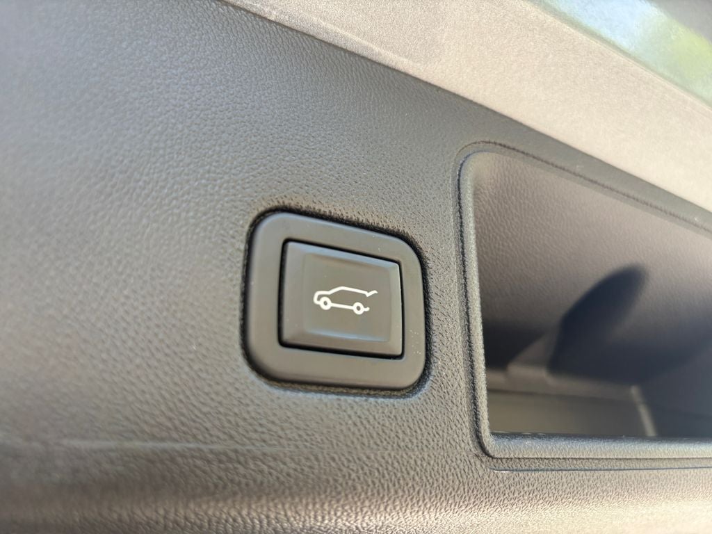 2024 GMC Terrain AWD SLT