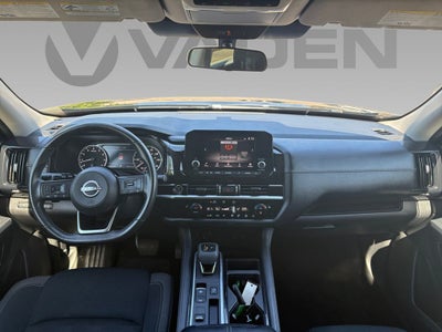 2023 Nissan Pathfinder SV FWD