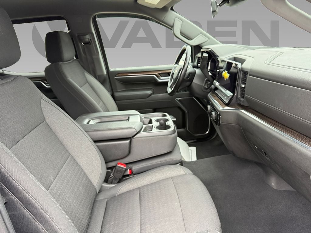 2022 Chevrolet Silverado LT