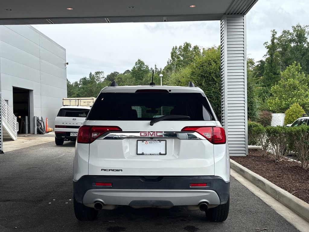 2017 GMC Acadia SLE-2