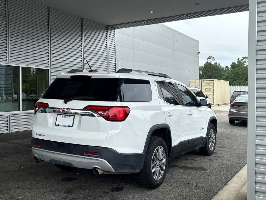 2017 GMC Acadia SLE-2