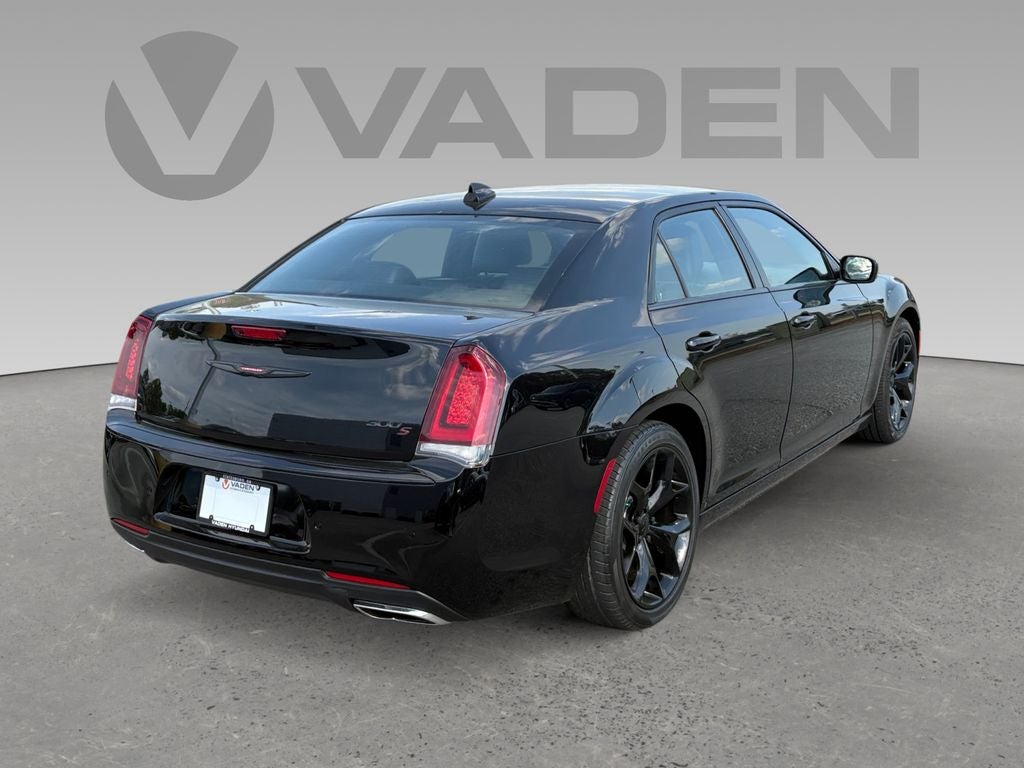 2021 Chrysler 300S 300S
