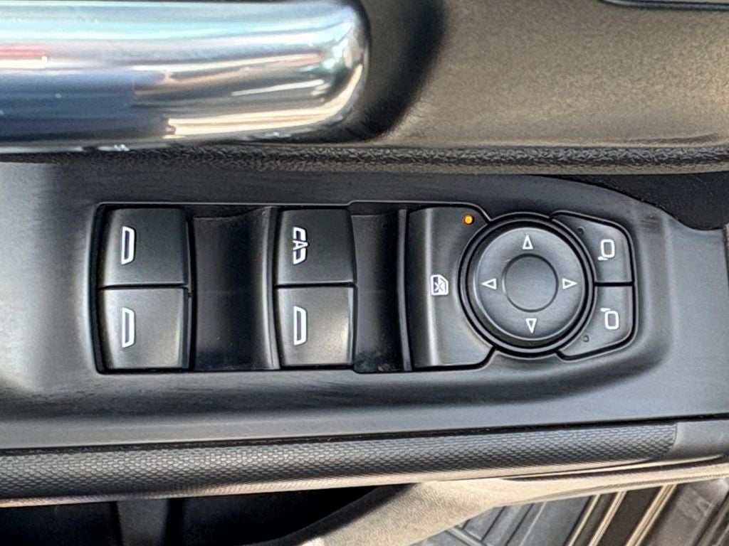 2021 Chevrolet Silverado Custom