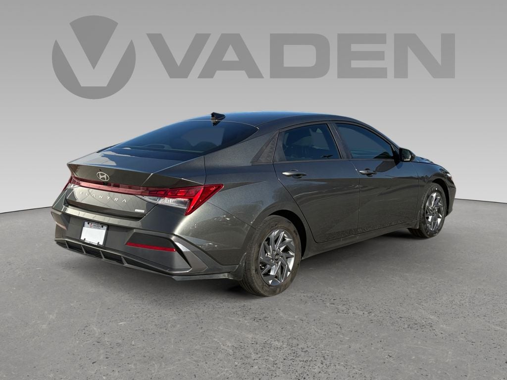 2024 Hyundai Elantra Hybrid Blue