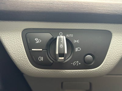 2022 Audi Q5 S line Premium Plus