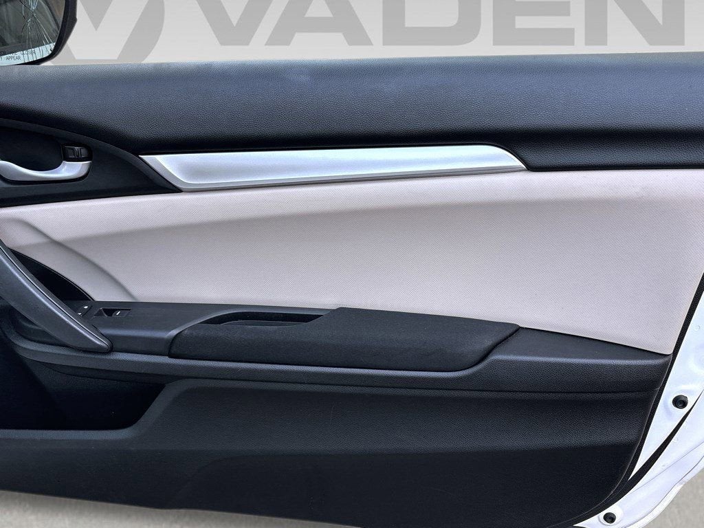 2017 Honda Civic Coupe LX-P