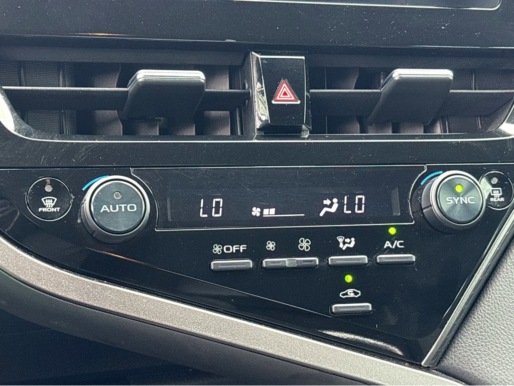 2022 Toyota Camry LE