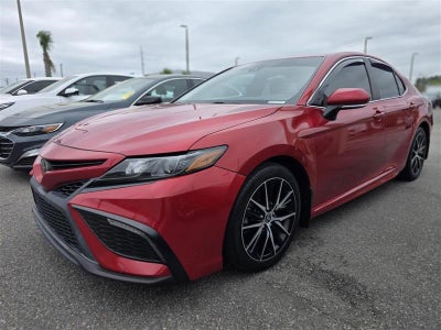 2022 Toyota Camry SE