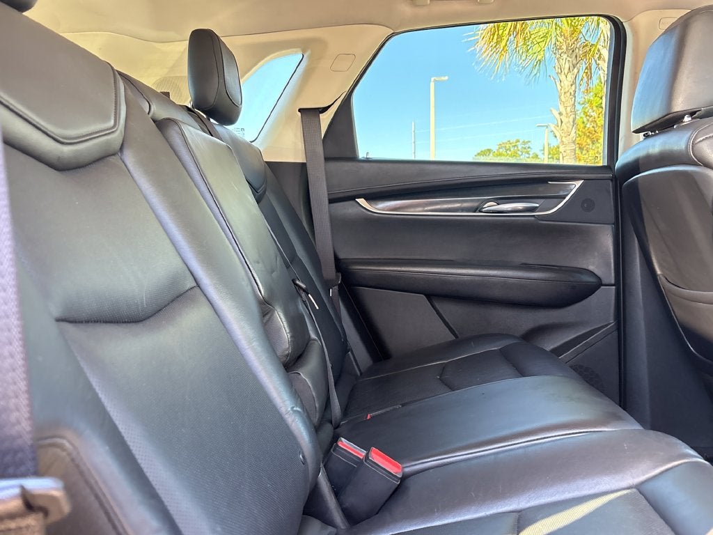 2017 Cadillac XT5 Luxury FWD
