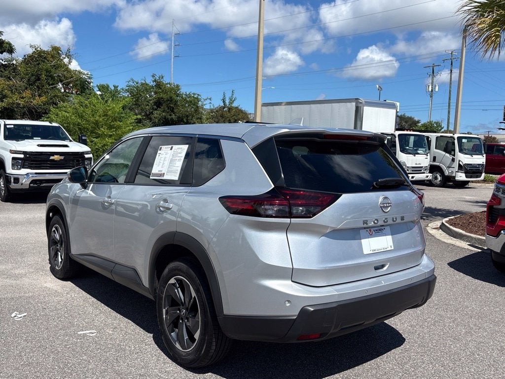 2025 Nissan Rogue SV