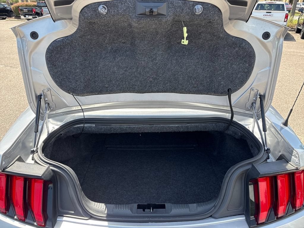 2020 Ford Mustang Base
