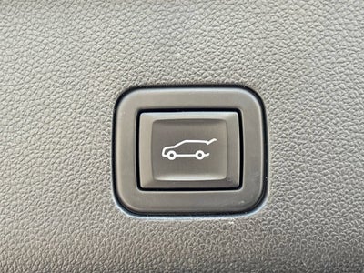 2023 GMC Yukon Base
