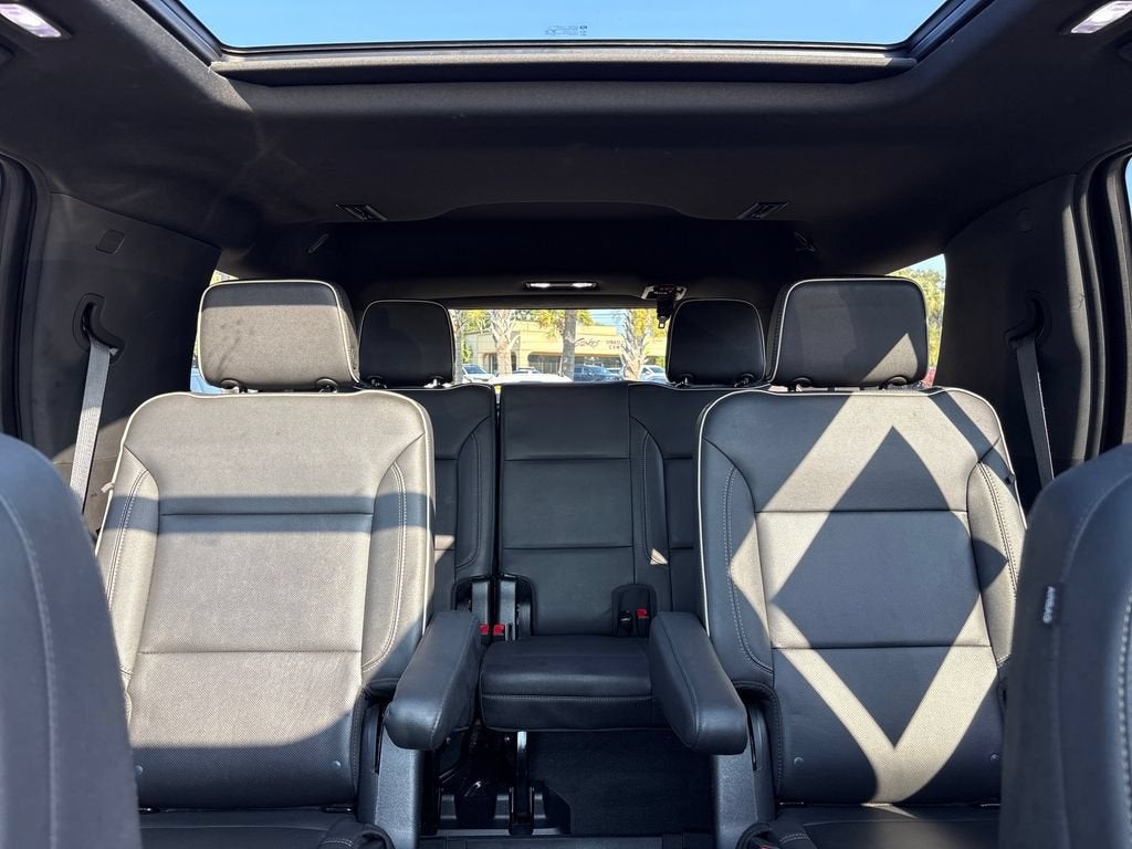 2023 GMC Yukon Base