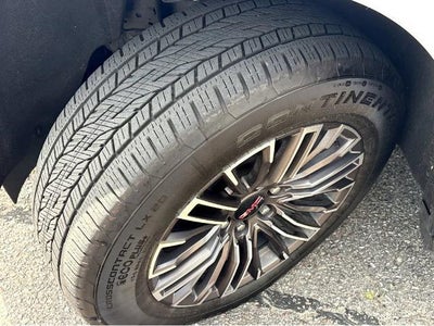 2025 GMC Yukon Elevation