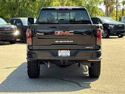 2025 GMC Sierra 2500 HD AT4