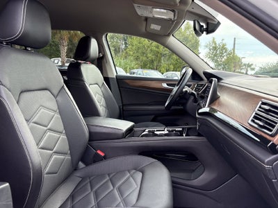 2025 Volkswagen Atlas Base