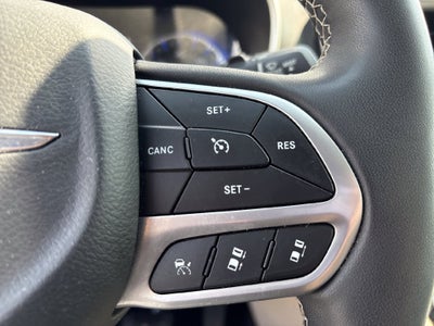 2024 Chrysler Pacifica Base
