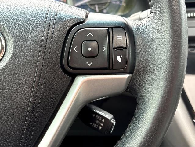 2016 Toyota Sienna XLE