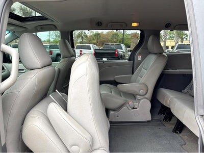 2016 Toyota Sienna XLE
