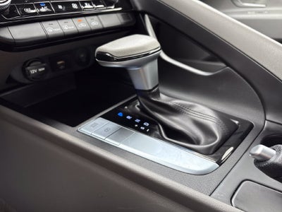 2024 Hyundai Elantra Base