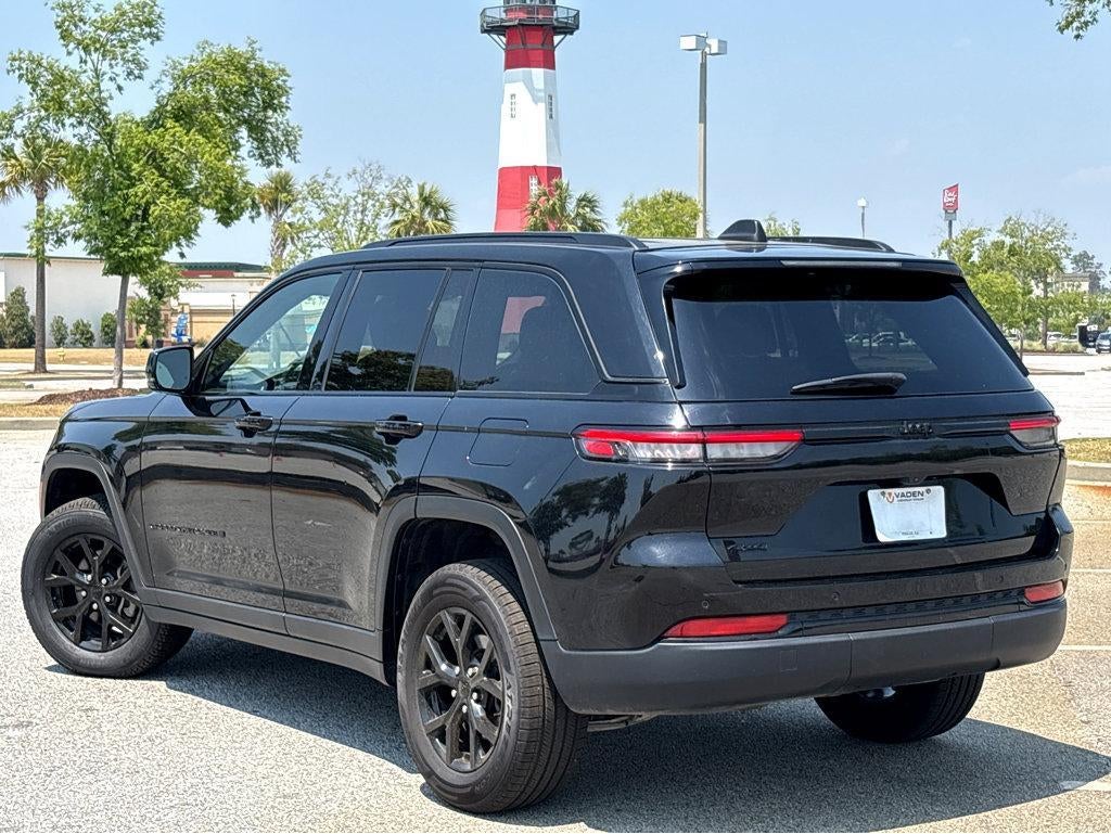 2024 Jeep Grand Cherokee Altitude
