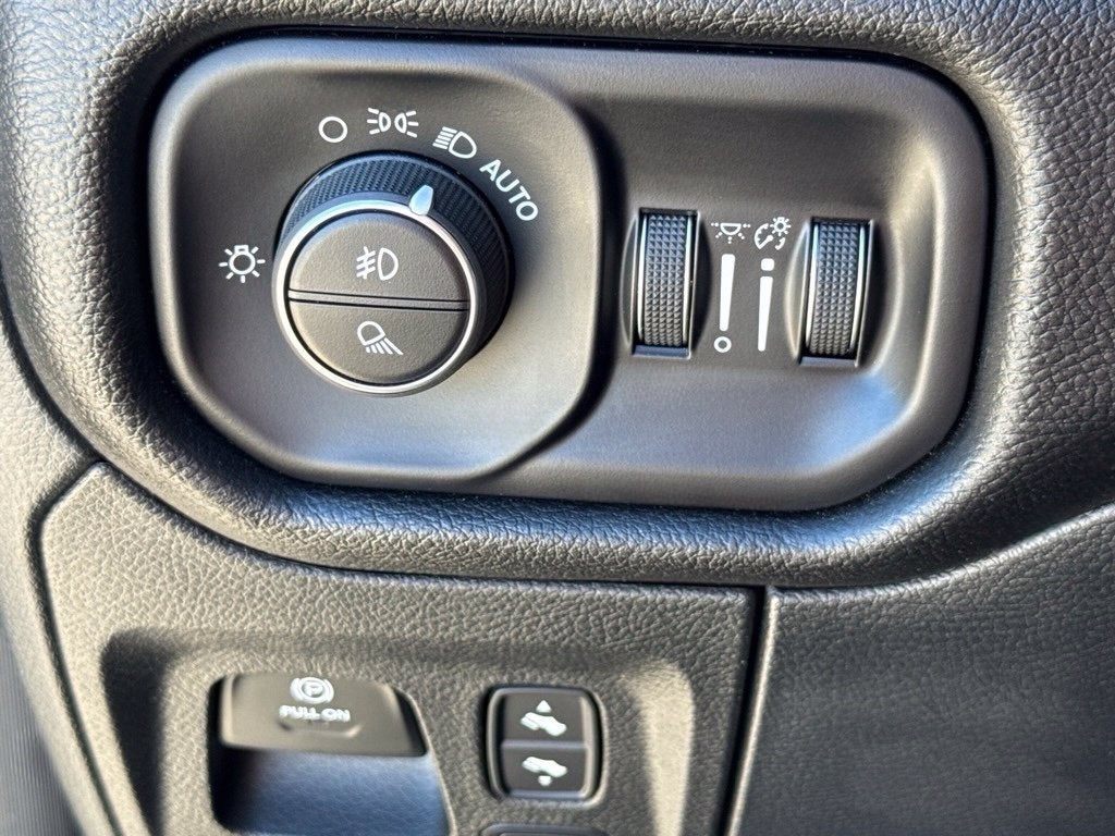 2025 RAM 1500 Big Horn