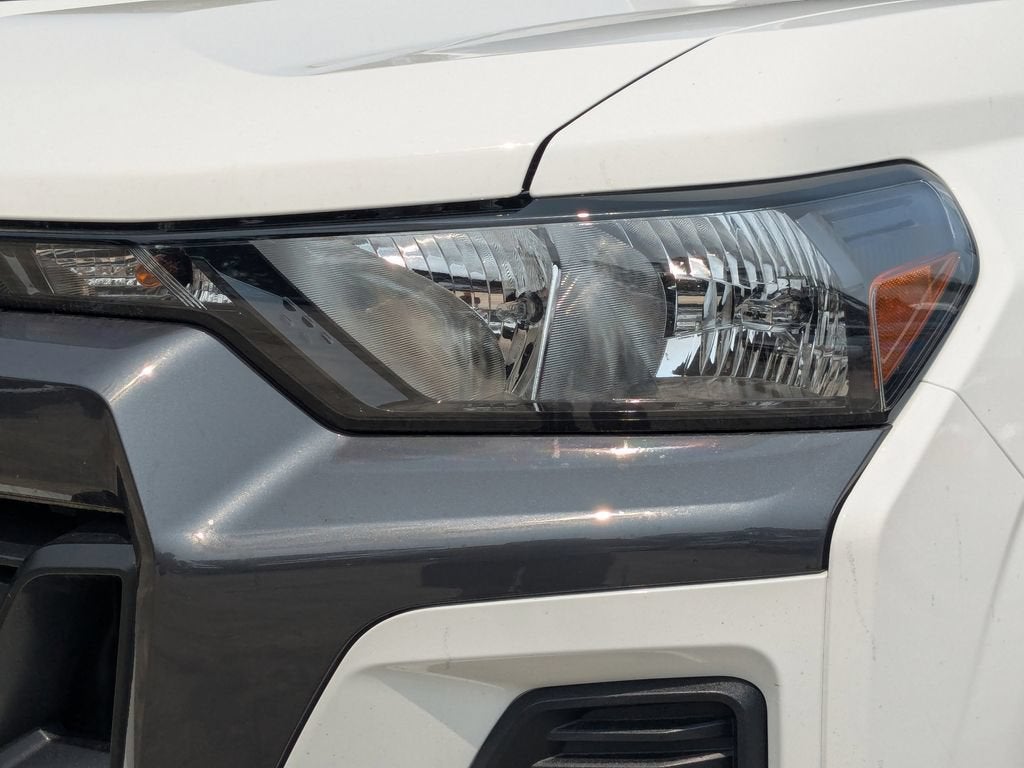 2024 Chevrolet Colorado Base