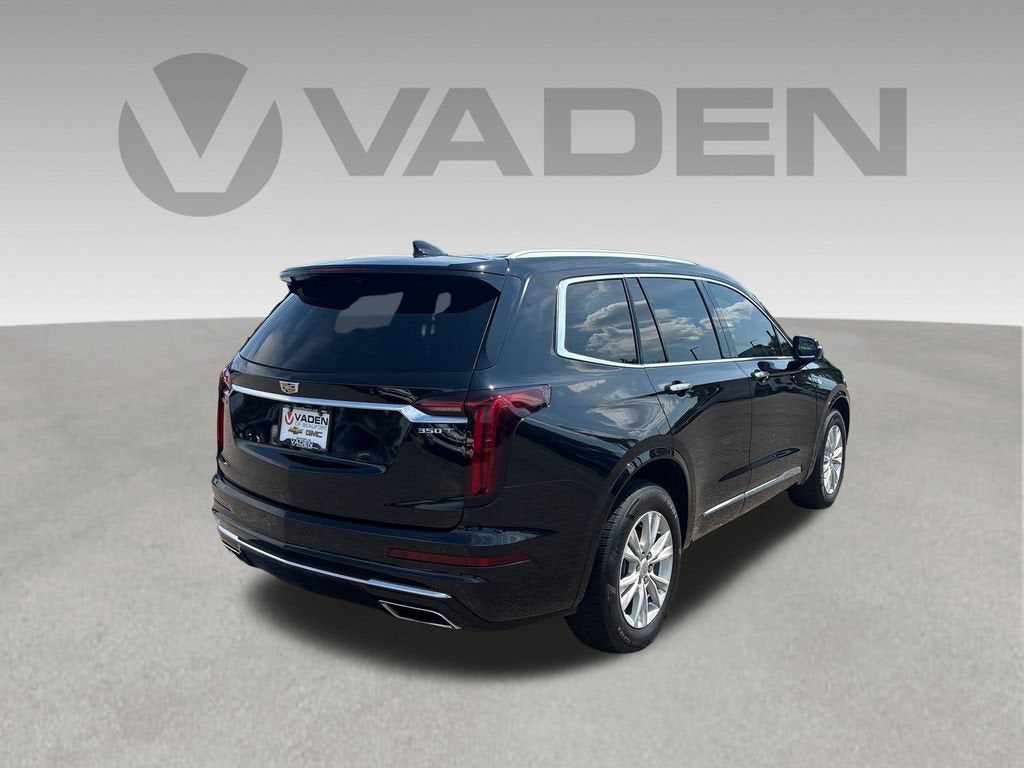 2022 Cadillac XT6 Base