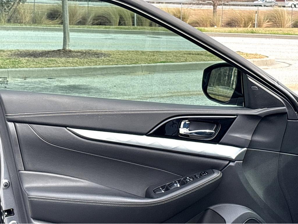 2022 Nissan Maxima SV