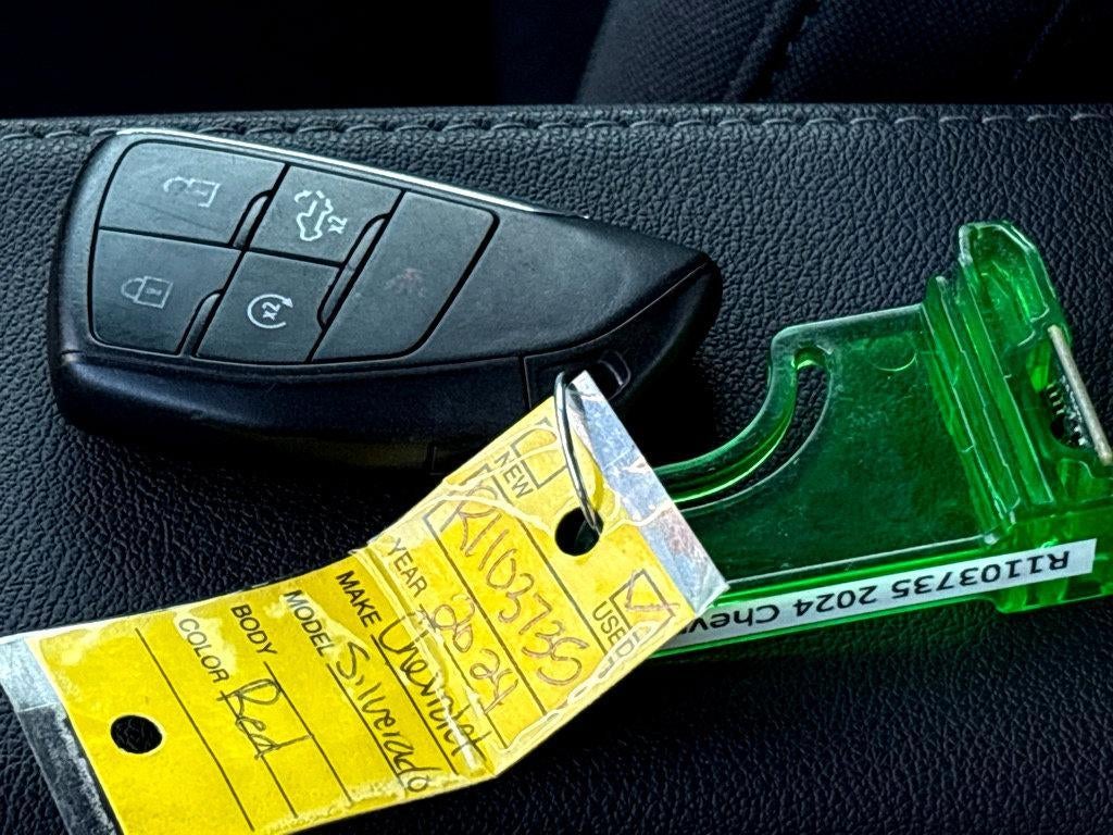 2024 Chevrolet Silverado 2500 HD Custom