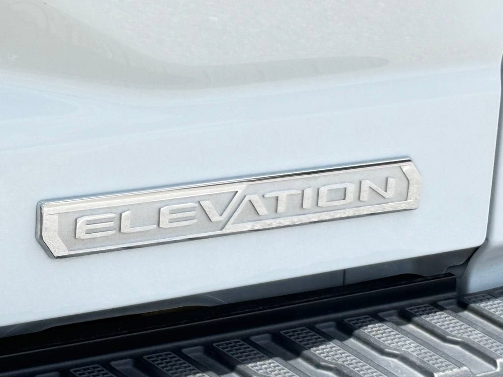 2025 GMC Sierra 1500 Elevation