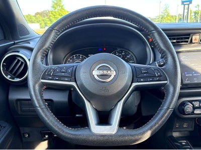 2022 Nissan Kicks SR