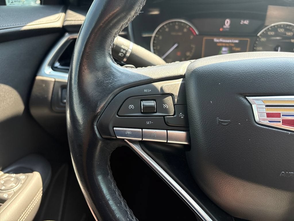 2022 Cadillac XT6 Luxury