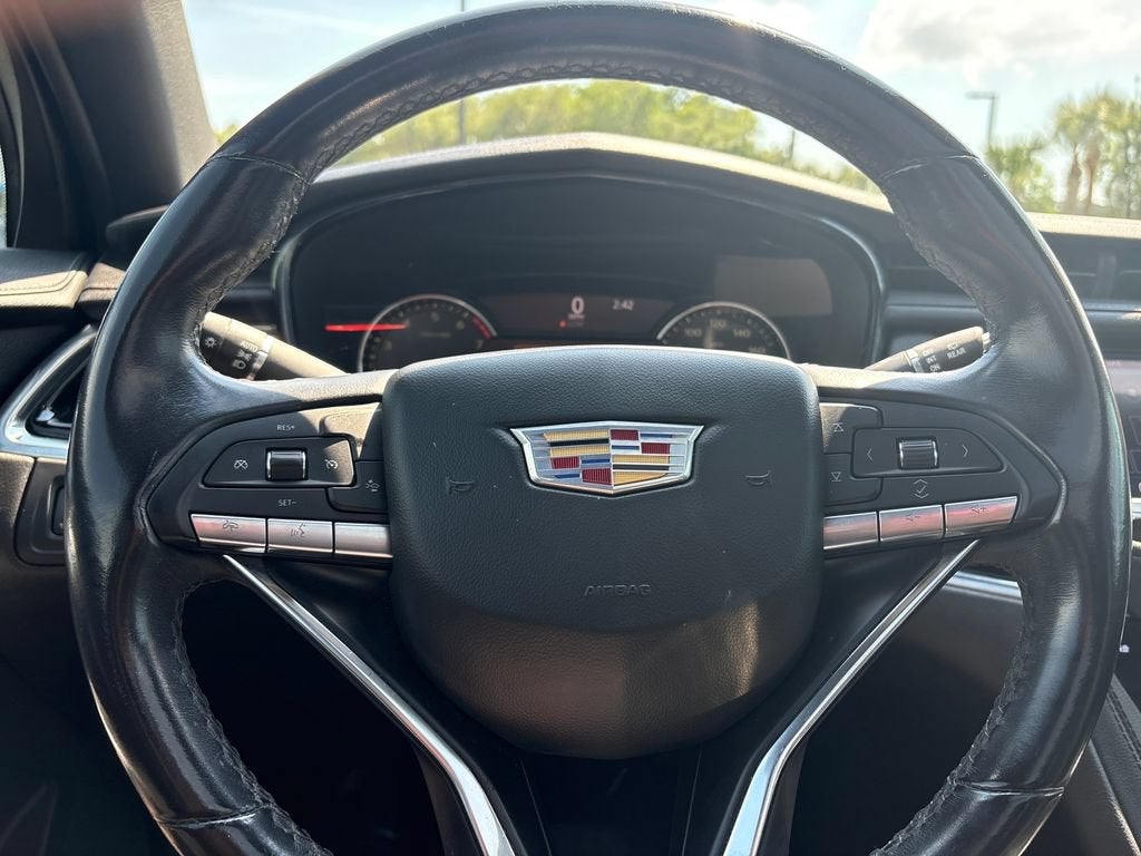 2022 Cadillac XT6 Luxury