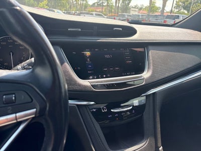2022 Cadillac XT6 Luxury