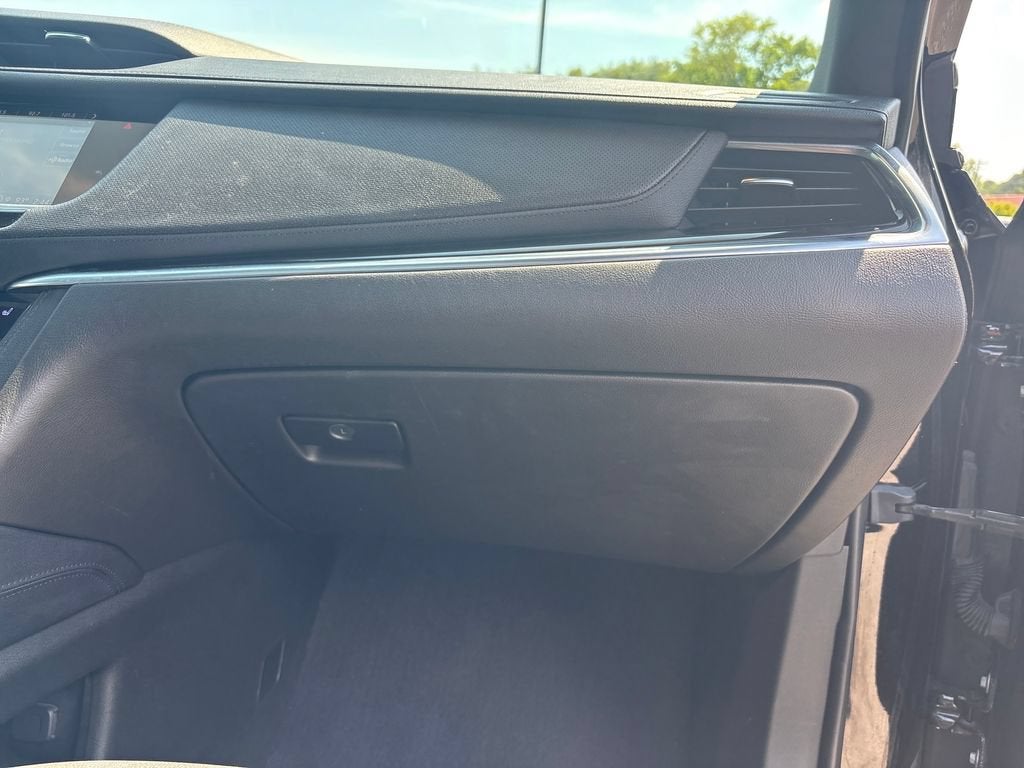 2022 Cadillac XT6 Luxury
