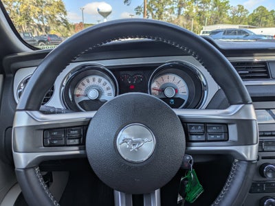 2011 Ford Mustang V6