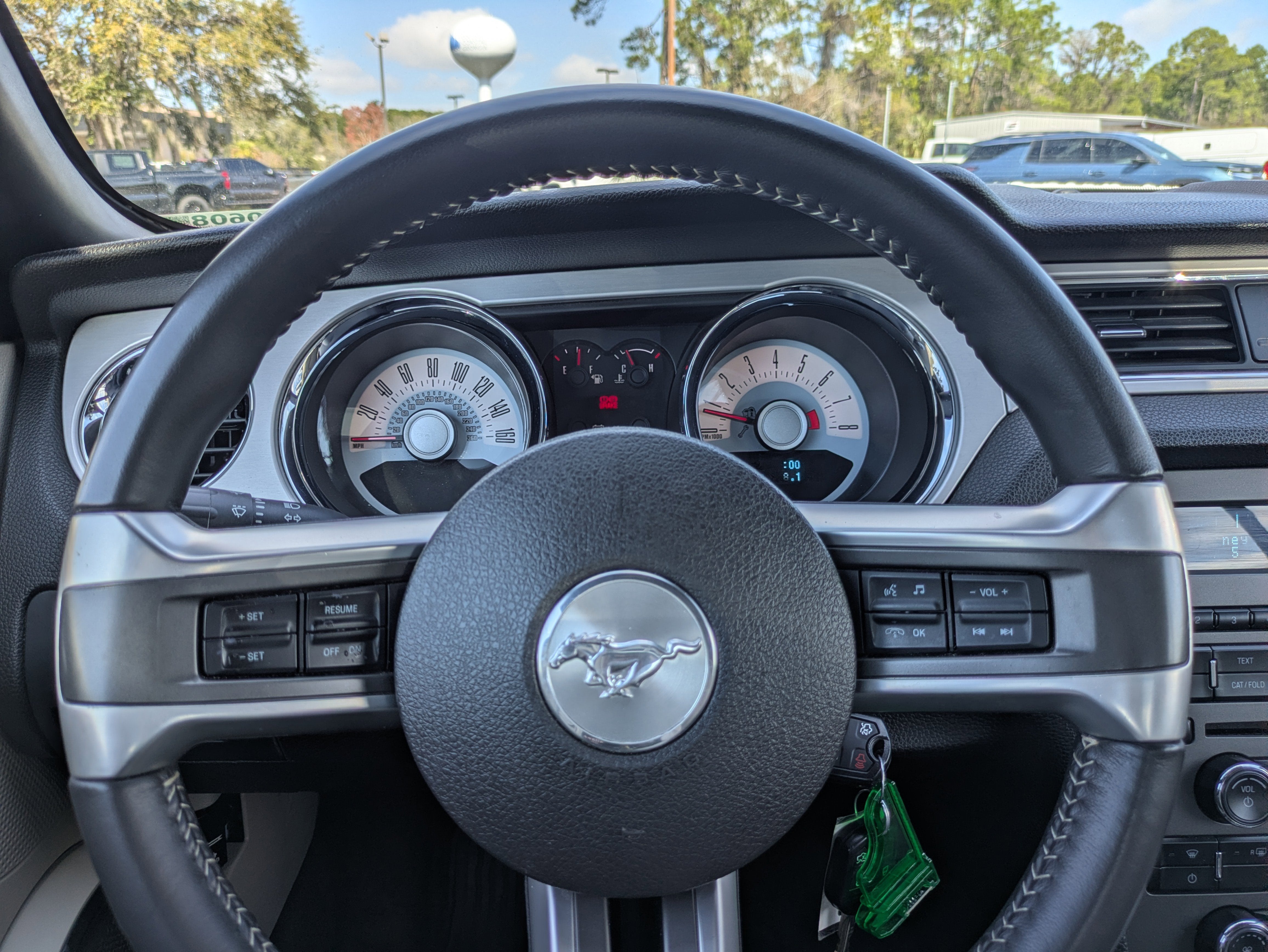 2011 Ford Mustang V6