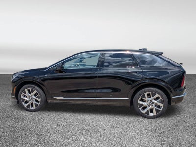 2025 Cadillac OPTIQ Luxury 2