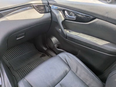 2022 Nissan Rogue Sport SL FWD Xtronic CVT