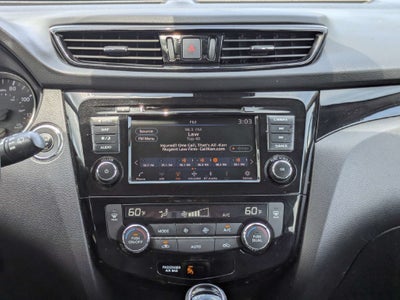 2022 Nissan Rogue Sport SL FWD Xtronic CVT