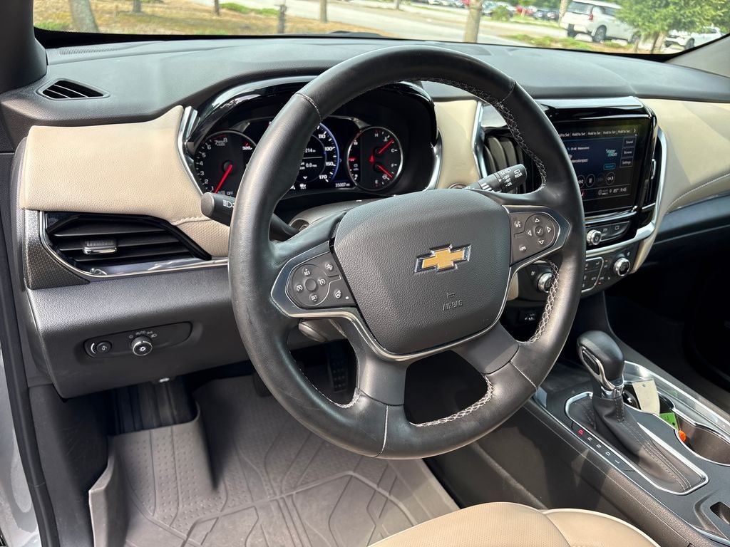 2023 Chevrolet Traverse Premier
