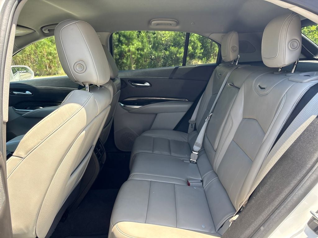 2020 Cadillac XT4 Premium Luxury