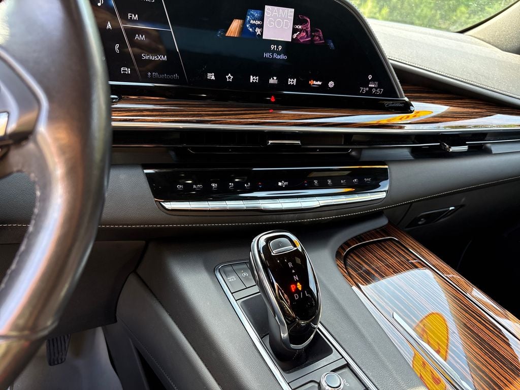2021 Cadillac Escalade Luxury