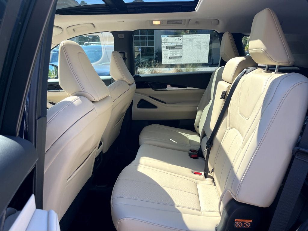 2025 INFINITI QX60 PURE