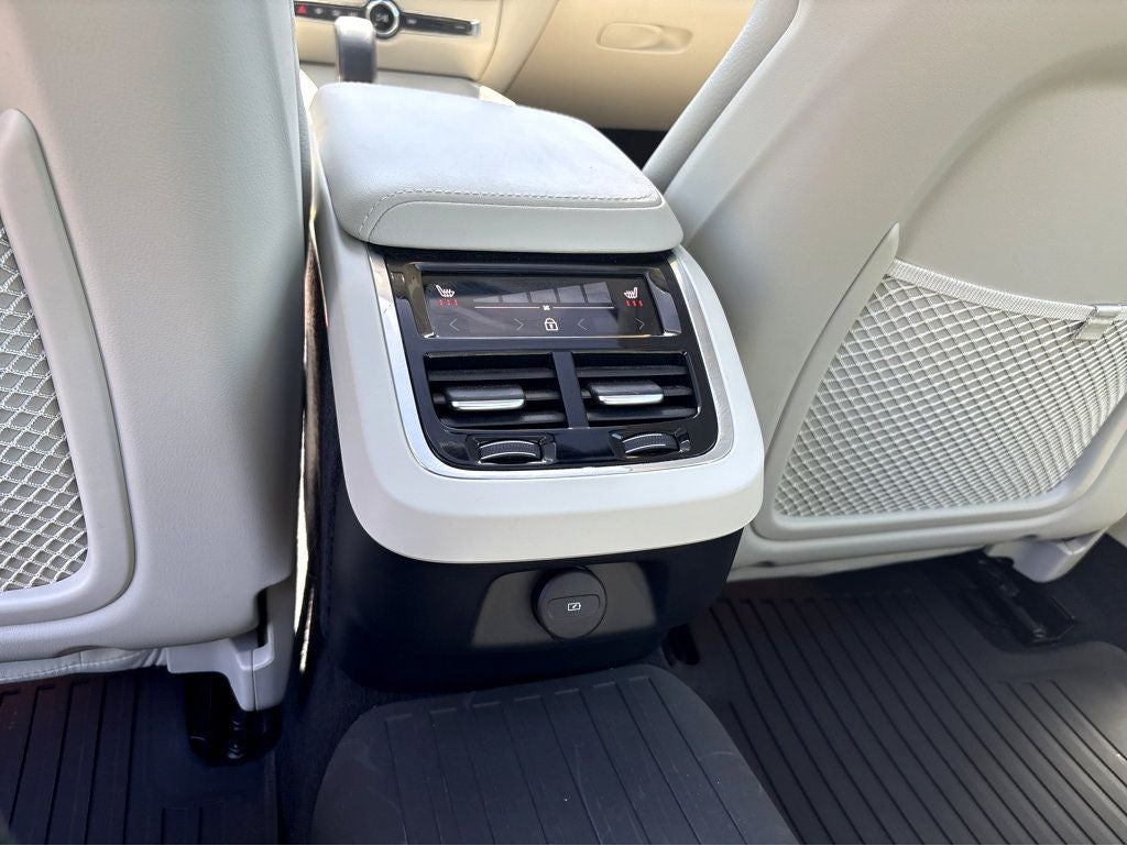 2024 Volvo S60 Ultimate