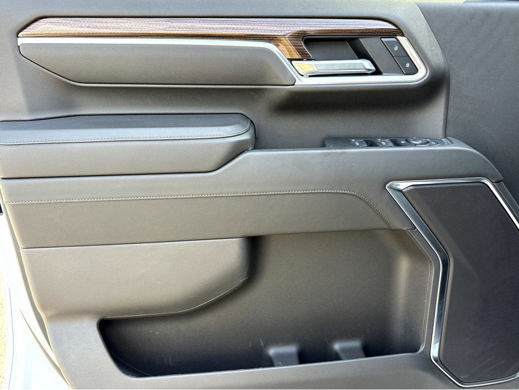 2025 Chevrolet Silverado 3500HD LT