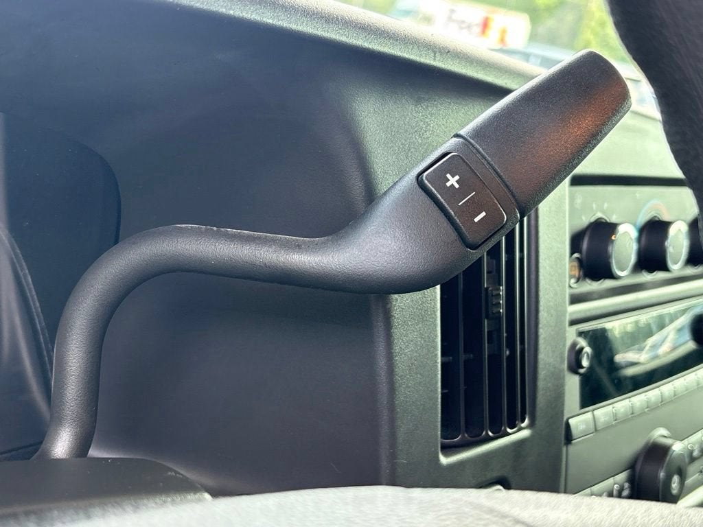 2024 Chevrolet Express Cargo 2500 WT